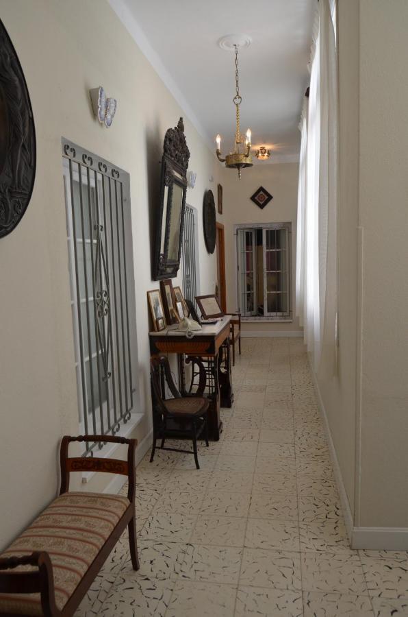 Lujoso Y Tranquilo Apartamento En El Centro Sanlucar de Barrameda Luaran gambar