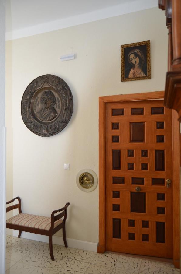 Lujoso Y Tranquilo Apartamento En El Centro Sanlucar de Barrameda Luaran gambar