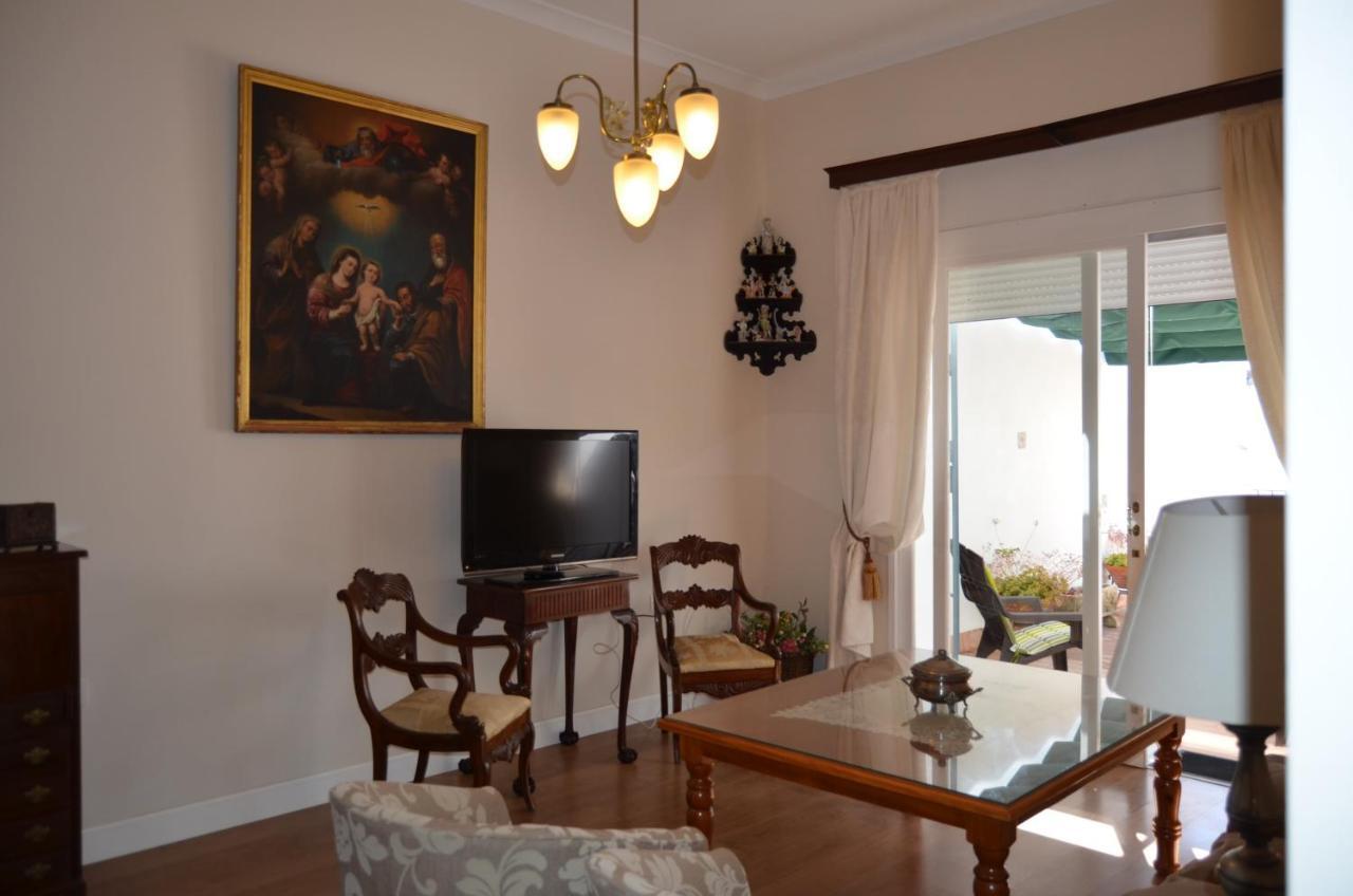 Lujoso Y Tranquilo Apartamento En El Centro Sanlucar de Barrameda Luaran gambar