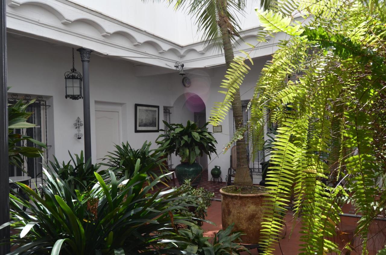 Lujoso Y Tranquilo Apartamento En El Centro Sanlucar de Barrameda Luaran gambar